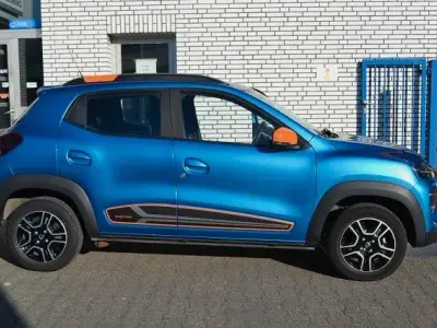 Käytetty Dacia Spring Comfort Plus 33 kW (45 HP) 2021 Sininen Viistoperä