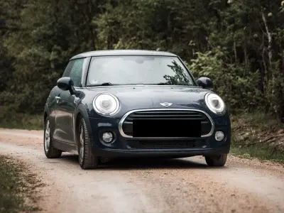 Gebraucht Mini Cooper 136 PS (100 kW) 2017 Blau Kleinwagen