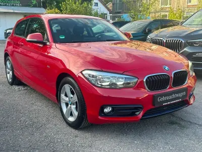 Gebraucht BMW 118 Sport Line 136 PS (100 kW) 2015 Rot Kleinwagen