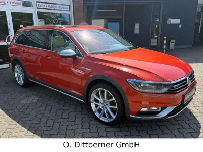 Gebraucht VW Passat 239 PS (175 kW) 2016 Orange Limousine