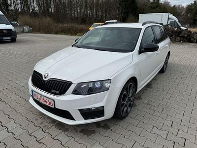 Gebraucht Skoda Octavia RS 184 PS (135 kW) 2015 Weiß Kleinwagen