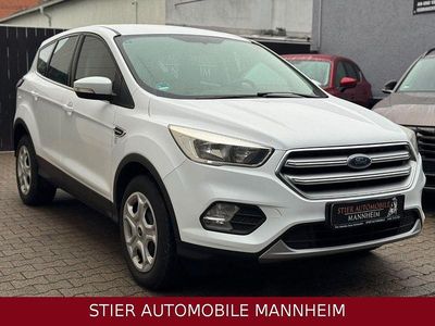 Gebraucht Ford Kuga Trend 120 PS (88 kW) 2018 Weiß SUV