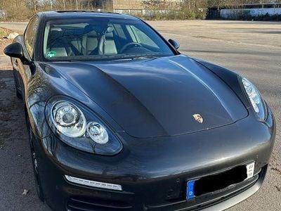 Gebraucht Porsche Panamera 250 PS (183 kW) 2013 Grau Kleinwagen