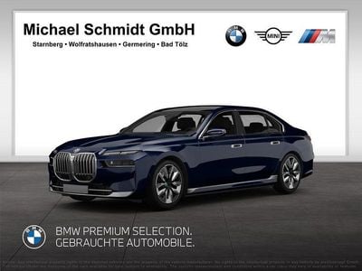 Gebraucht BMW 740 Sport Line 286 PS (210 kW) 2025 M carbonschwarz Limousine