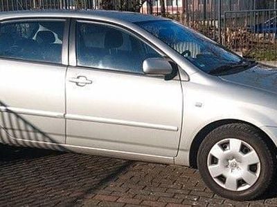 Usata Toyota Corolla Sol 110 CV (80 kW) 2006 Argento Utilitaria