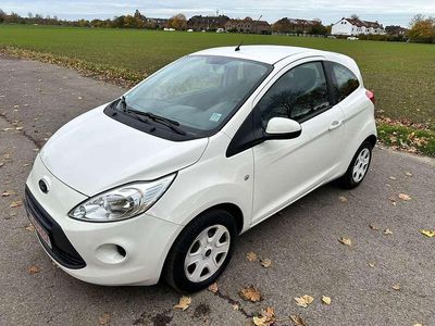 Weiß Gebraucht 2012 Ford Ka Trend Kleinwagen | 3.900 € (Etwas zu teuer)