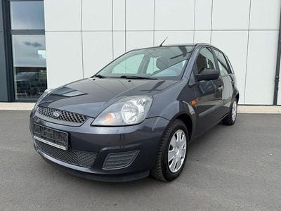Begagnad Ford Fiesta Fun X 69 HK (50 kW) 2007 Grå Halvkombi