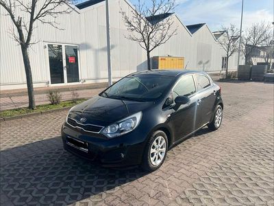 Usata Kia Rio FIFA World Cup Edition 109 CV (80 kW) 2014 Nero Berlina