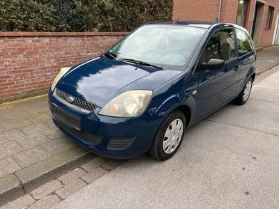 gebraucht Ford Fiesta 1.3