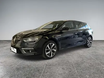 Gebraucht Renault Mégane GrandTour Bose Edition 132 PS (97 kW) 2017 Sternenschwarz Kombi
