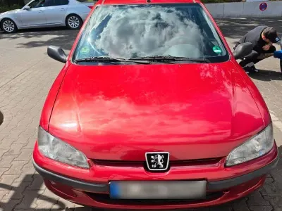 Gebraucht Peugeot 106 Filou 60 PS (44 kW) 2001 Rot Kleinwagen