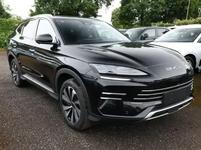 Neu BYD Seal U Comfort 218 PS (160 kW) 2026 Obsidian black metallic SUV