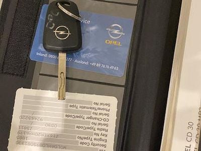 Gebraucht Opel Astra GTC Selection 116 PS (85 kW) 2009 Schwarz Coupé