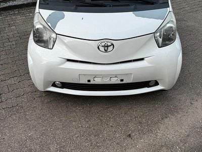 Toyota iQ