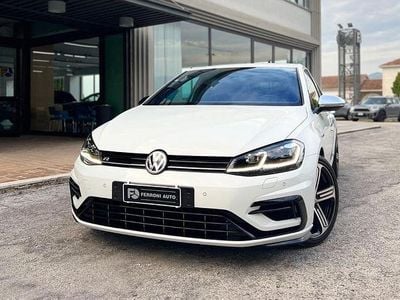 Second-hand VW Golf VII R 300 CP (220 kW) 2019 Alb Berlinǎ