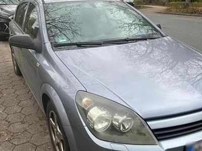 Usata Opel Astra 90 CV (66 kW) 2005 Grigio Berlina