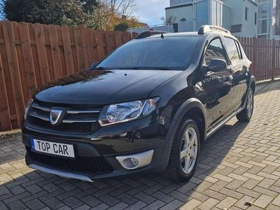 Gebraucht Dacia Sandero Prestige 90 PS (66 kW) 2015 Schwarz Kleinwagen