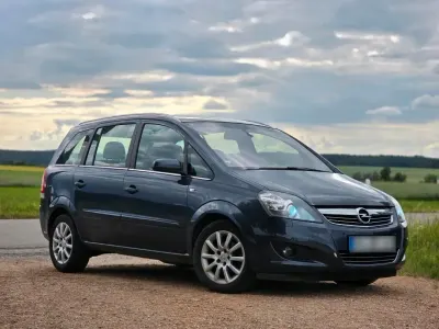 Gebraucht Opel Zafira 140 PS (102 kW) 2008 Blau Van / Kleinbus
