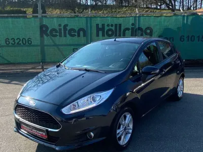 Gebraucht Ford Fiesta Celebration 101 PS (74 kW) 2017 Blau Kleinwagen