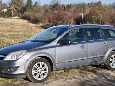 Gebraucht Opel Astra Edition 116 PS (85 kW) 2008 Kombi