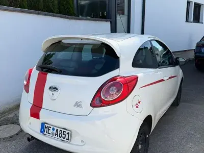 Gebraucht Ford Ka Titanium 75 PS (55 kW) 2010 Weiß Kleinwagen