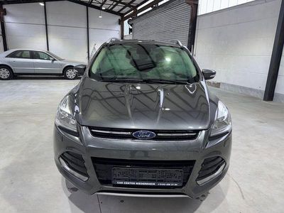 Grau Gebraucht 2016 Ford Kuga Titanium SUV | 10.790 € (Guter Preis)