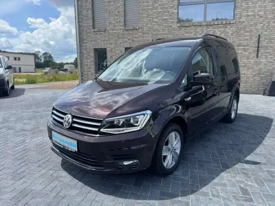 Gebraucht VW Caddy 150 PS (110 kW) 2015 Black berry metallic Van / Kleinbus