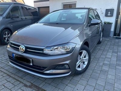 Gebraucht VW Polo Comfortline 95 PS (69 kW) 2021 Grau Kleinwagen