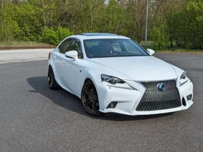 Gebraucht Lexus IS300 Sport Line 223 PS (164 kW) 2013 Weiß Limousine