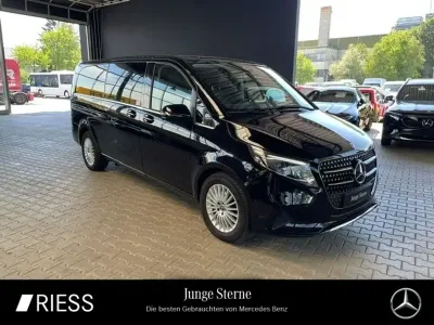 Gebraucht Mercedes V300 Avantgarde 237 PS (174 kW) 2025 Obsidianschwarz metallic Van / Kleinbus