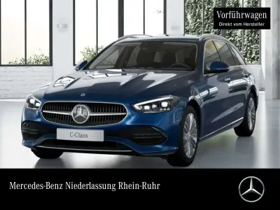 Gebraucht Mercedes C300 Avantgarde 265 PS (194 kW) 2025 Blau Limousine