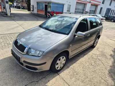 Gebraucht Skoda Fabia Cool Edition 64 PS (47 kW) 2007 Silber Limousine