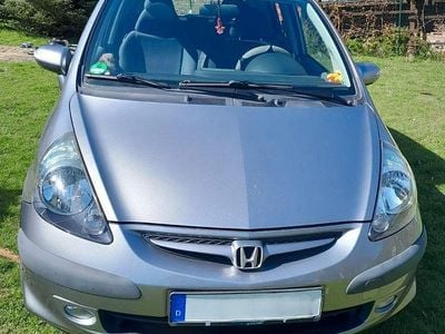 Second-hand Honda Jazz 83 CP (61 kW) 2008 Gri Hatchback