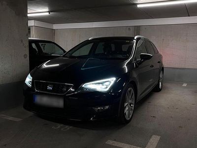Second-hand Seat Leon FR 184 CP (135 kW) 2016 Negru Break