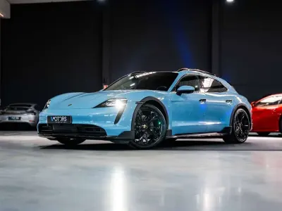 Gebraucht Porsche Taycan 4S Cross Turismo Cross Turismo 359 kW (489 PS) 2022 Blau Kombi