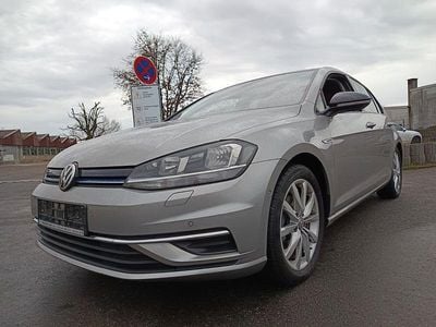 Silber Gebraucht 2019 VW Golf IQ Drive Limousine | 16.999 € (Guter Preis)