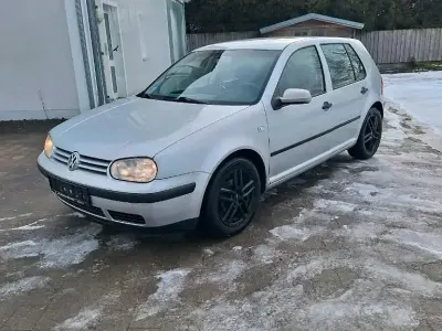 Gebraucht VW Golf IV 75 PS (55 kW) 2002 Silber Limousine