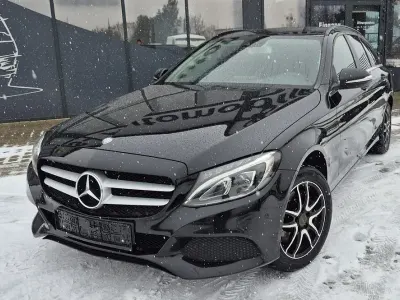 Używany Mercedes C220 170 KM (125 kW) 2014 Czarny Kombi