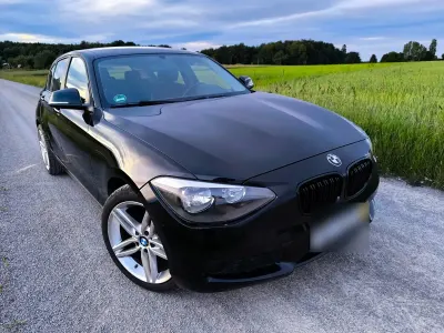 Gebraucht BMW 116 Sport Line 136 PS (100 kW) 2015 Schwarz Kleinwagen