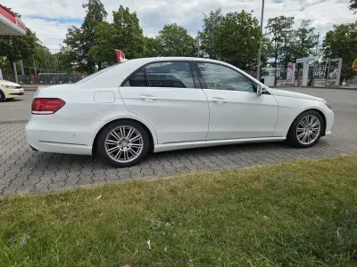 Gebraucht Mercedes E200 Avantgarde 184 PS (135 kW) 2013 Weiß Limousine