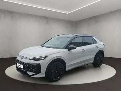 Pure white/schwarz Neu 2026 VW T-Roc SUV | 39.695 € (Superpreis)
