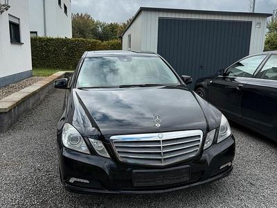 Mercedes E220