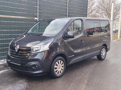 Gebraucht Renault Trafic Expression 125 PS (91 kW) 2016 Schwarz Van / Kleinbus