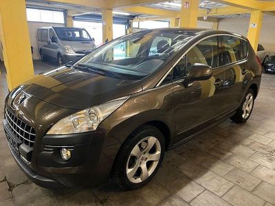 Gebraucht Peugeot 3008 Premium 156 PS (114 kW) 2009 Braun Van / Kleinbus