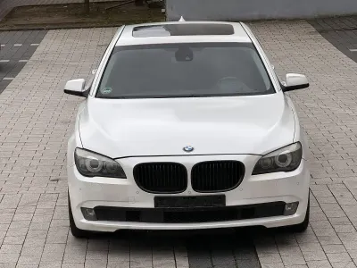 Gebraucht BMW 730 Sport Line 245 PS (180 kW) 2014 Grau Limousine