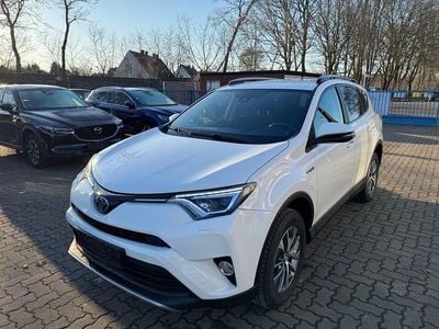 Weiß Gebraucht 2017 Toyota RAV4 Hybrid H3 SUV | 16.900 € (Fairer Preis)