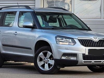 Silber Gebraucht 2014 Skoda Yeti Ambition SUV | 9.980 € (Guter Preis)
