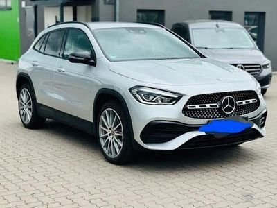 Gebraucht Mercedes GLA250 Edition 160 PS (117 kW) 2022 Silber SUV