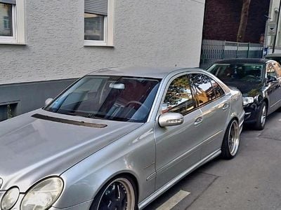 Mercedes E500