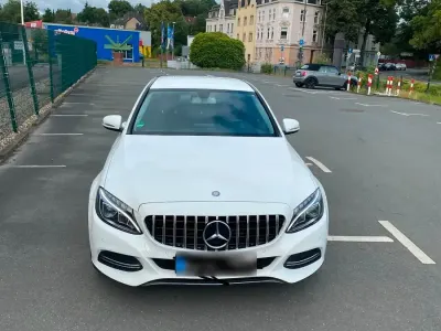 Gebraucht Mercedes C180 2015 Weiß Limousine